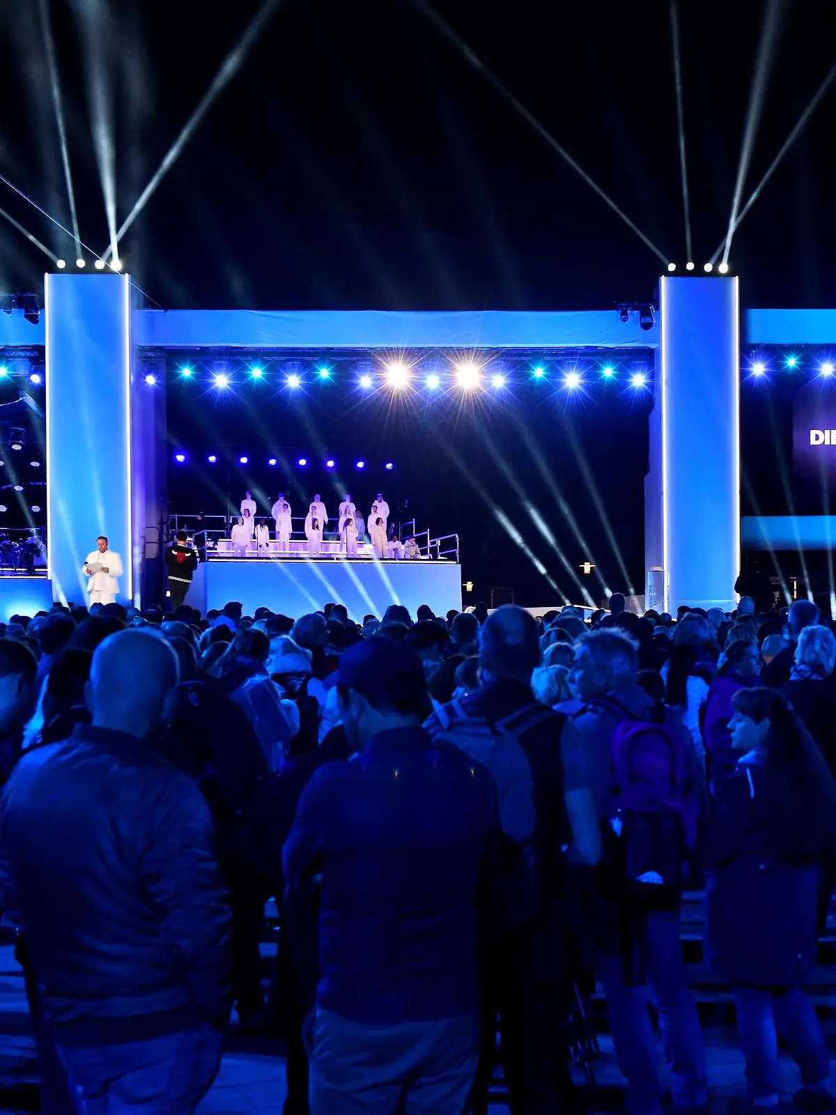 „Die Passion“ ist zurück! Zu Ostern 2024 kommt das gewaltige Live-Event aus der documenta-Stadt Kassel.