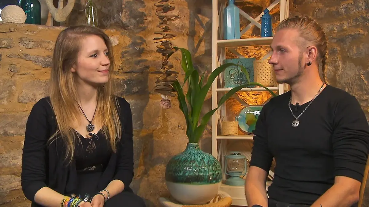 Lisa reagiert zurückhaltend auf Angebot von Bauer Christoph Ist das ein Match?