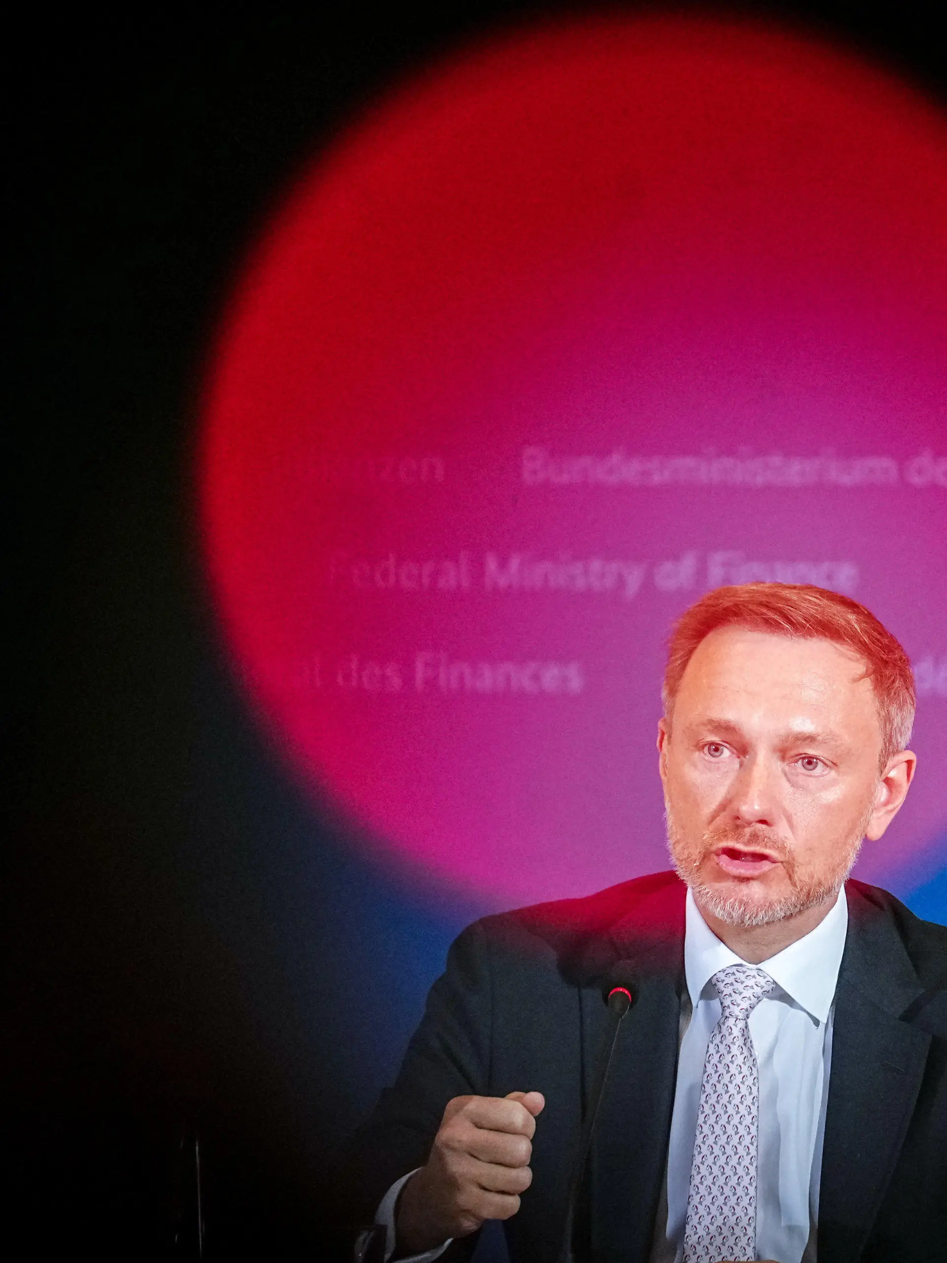 ARCHIV - 02.05.2023, Berlin: Christian Lindner (FDP), Bundesminister der Finanzen, gibt eine Pressekonferenz nach der Sitzung des Stabilitätsrates im Finanzministerium. Foto: Kay Nietfeld/dpa +++ dpa-Bildfunk +++