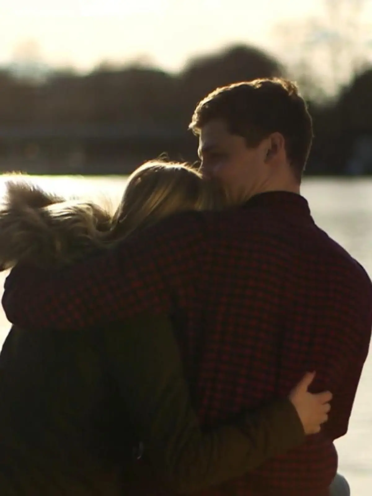 Wenn es um Kosenamen für den Partner geht, scheiden sich die Geister: Die einen finden sie toll, die anderen können ihnen gar nichts abgewinnen. Doch was sagt es über unsere Beziehung aus, wenn wir Schatzi, Mausi und Co. benutzen – oder eben nicht?