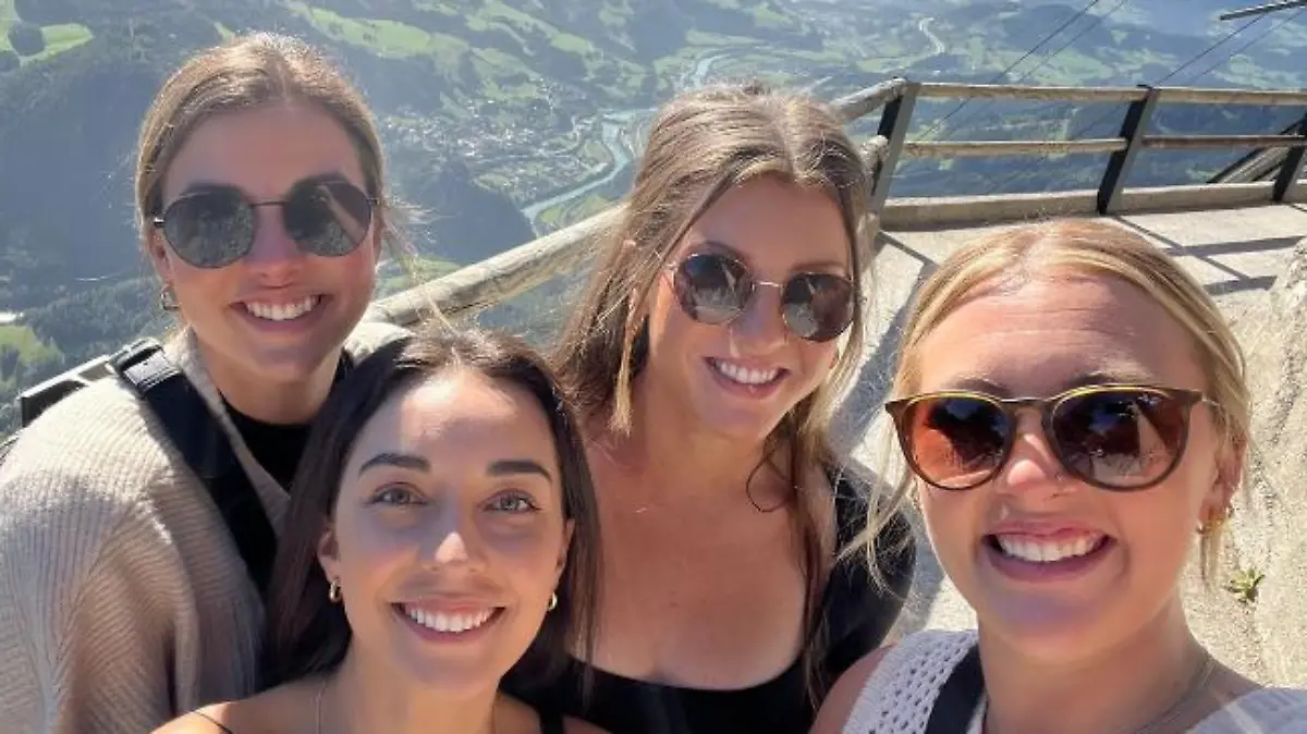 Die Amerikanerinnen Meg, Rachel, Fallon und Angelique machten gerade Urlaub in Europa.