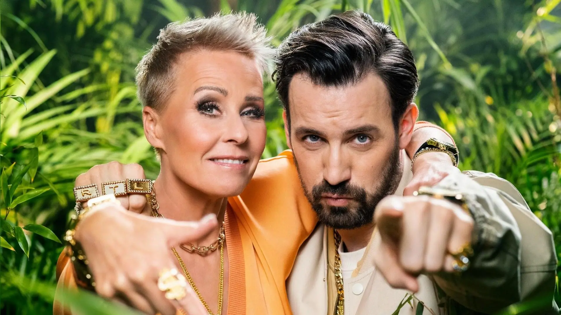 Die beiden Moderatoren Sonja Zietlow und Jan Köppen.
Die Verwendung des sendungsbezogenen Materials ist nur mit dem Hinweis und Verlinkung auf RTL+ gestattet.