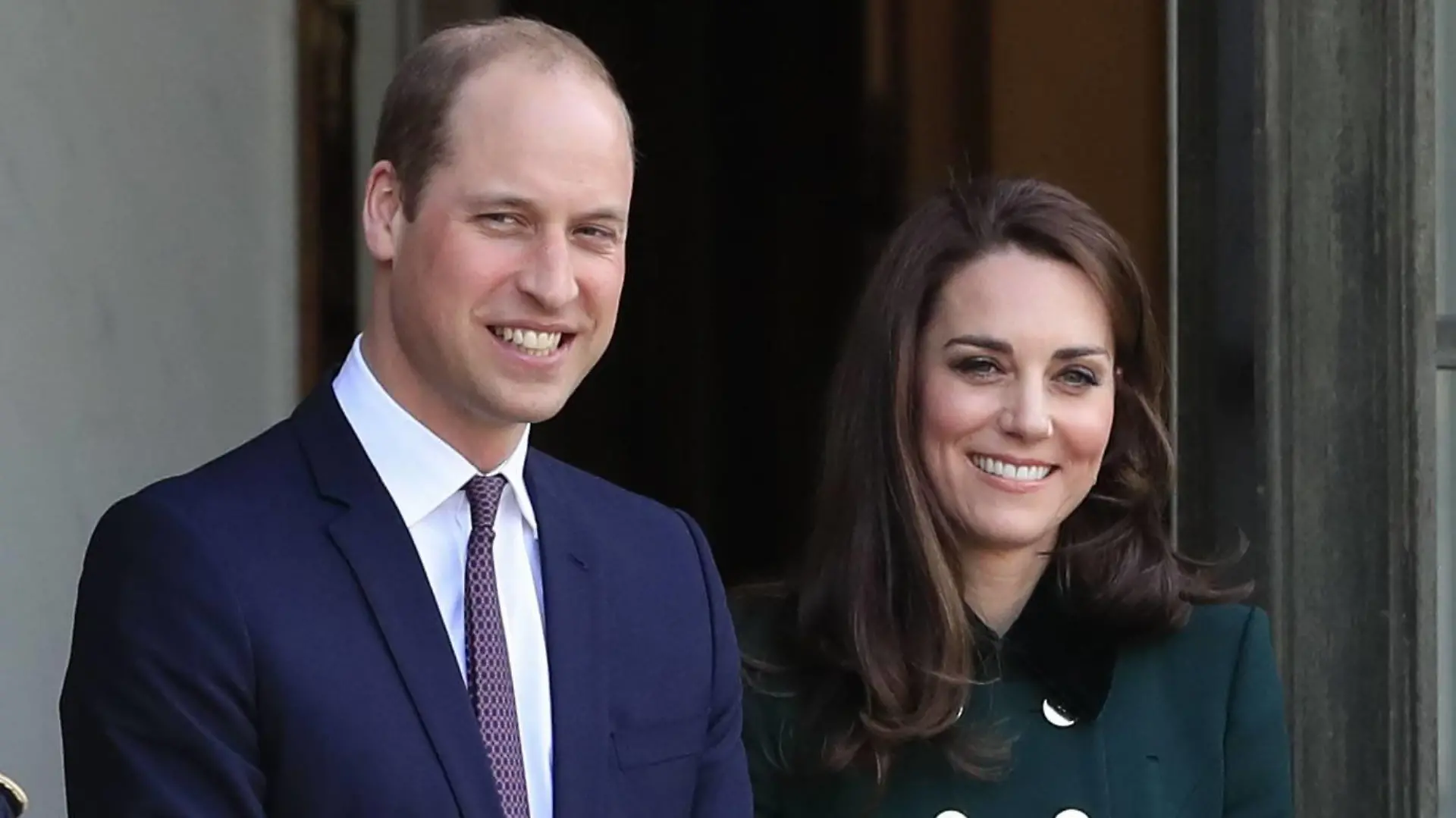 Bilder des Tages Le Prince William Duc de cambridge et son epouse la duchesse de Cambdrige Kate Middleton CELEBRITES : Visite Officielle du Duc et de la Duchesse de Cambridge - Elysee - 17/03/2017 GwendolineLeGoff/Panoramic PUBLICATIONxNOTxINxFRAxITAxBEL

Images the Day Le Prince William Duc de Cambridge Et Sun epouse La Duchesse de  Kate Middleton celebrites Visite Officielle you Duc Et de La Duchesse de Cambridge Elysee 17 03 2017 GwendolineLeGoff Panoramic PUBLICATIONxNOTxINxFRAxITAxBEL  