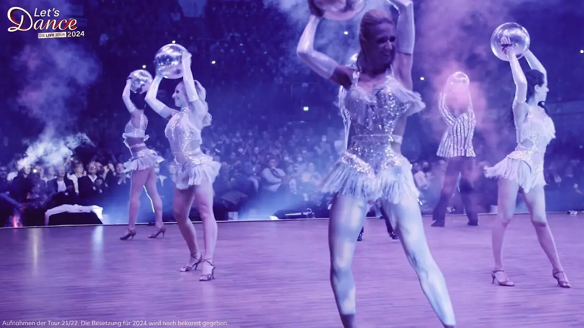 Auch 2024 gibt's wieder eine „Let's Dance“-Tour! Da brennt das Tanzparkett