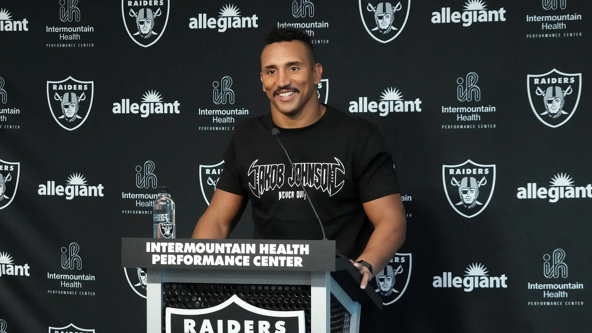 NFL, American Football Herren, USA Las Vegas Raiders Training Camp Jul 31, 2023 Henderson, NV, USA Las Vegas Raiders fullback Jakob Johnson during training camp press conference, PK, Pressekonferenz at the Intermountain Health Performance Center. Henderson Intermountain Health Performance Center NV United States, EDITORIAL USE ONLY PUBLICATIONxINxGERxSUIxAUTxONLY Copyright: xKirbyxLeex 20230731_jla_al2_308