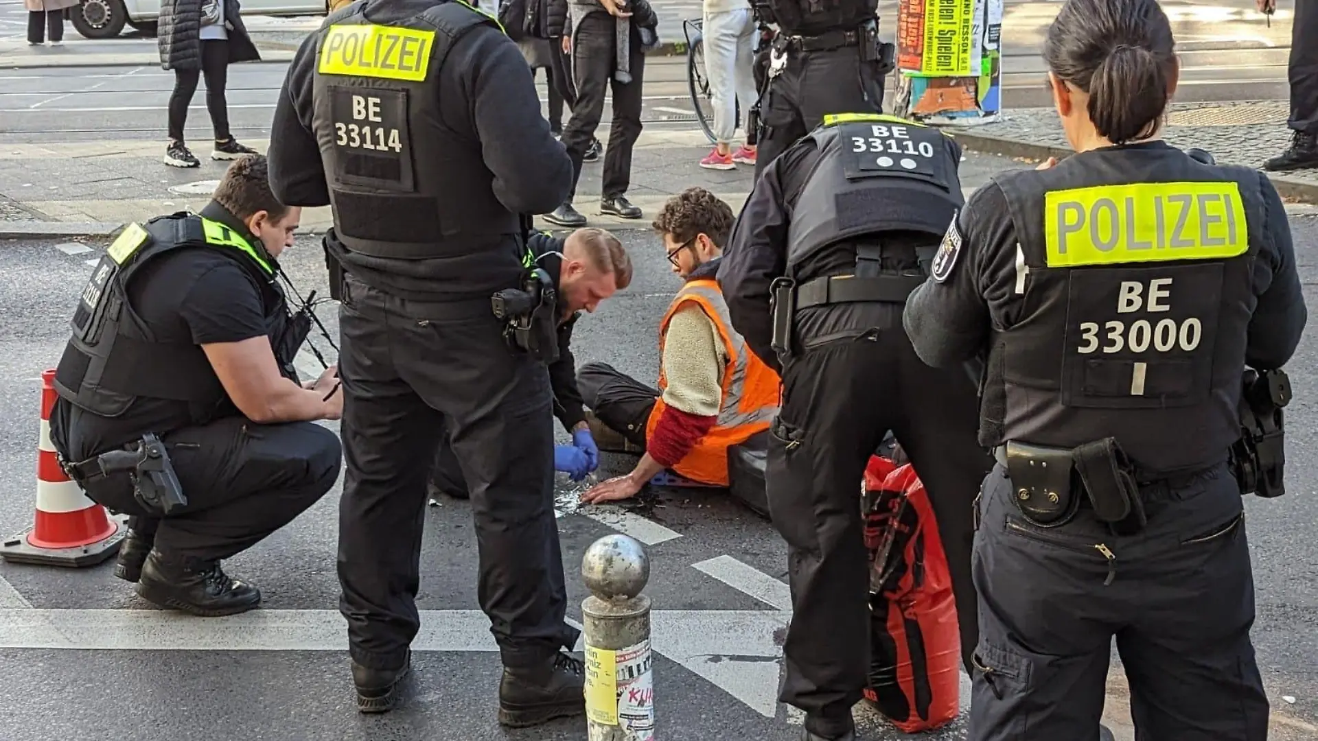 Klima-Protest in Berlin-Mitte