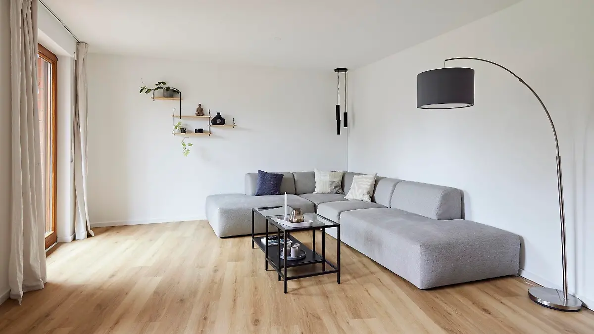 tretford, Couch, Eva Brenner; Weseler Teppich GmbH & Co. KG I Emmelsumer Str. 218 I 46485 Wesel I Germany