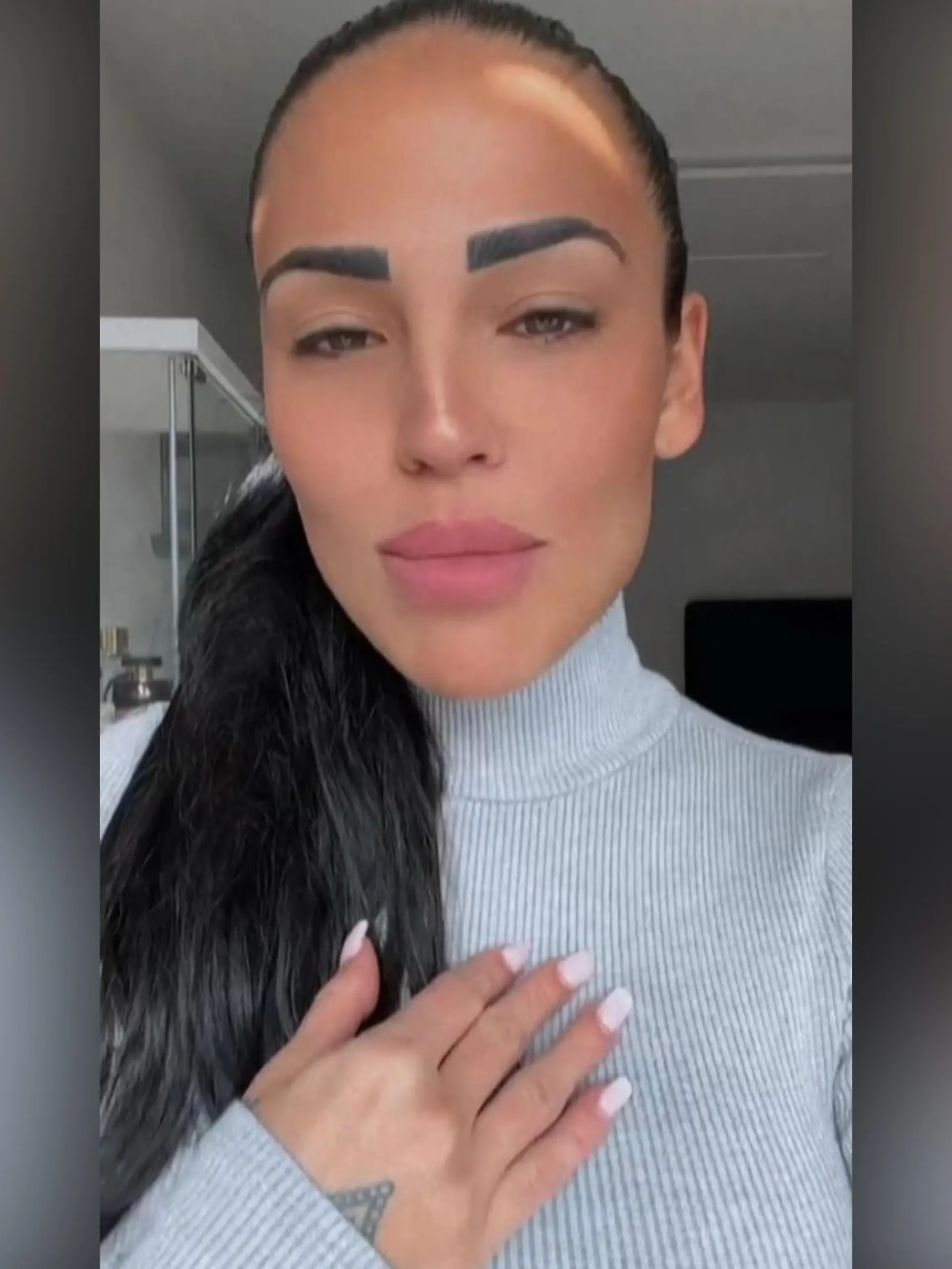 Elena Miras wendet sich via Instagram an ihre Fans.