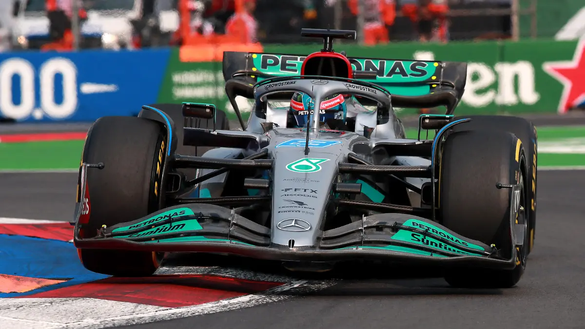 Formula One F1 - Mexico City Grand Prix - Autodromo Hermanos Rodriguez, Mexico City, Mexico - October 28, 2022 Mercedes' George Russell in action during practice REUTERS/Henry Romero