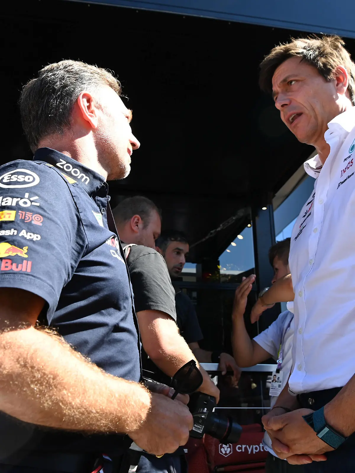 Formula 1 2022: Italian GP AUTODROMO NAZIONALE MONZA, ITALY - SEPTEMBER 11: Christian Horner, Team Principal, Red Bull Racing, and Toto Wolff, Team Principal and CEO, Mercedes AMG during the Italian GP at Autodromo Nazionale Monza on Sunday September 11, 2022 in Monza, Italy. Photo by Mark Sutton / Sutton Images Images PUBLICATIONxINxGERxSUIxAUTxHUNxONLY GP2216_125644DSC_3202 