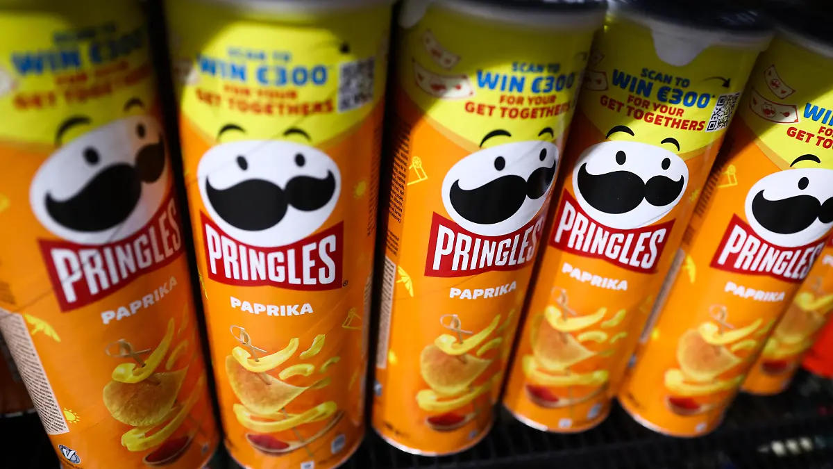 Pringles packaging are seen in a grocery store in Krakow, Poland on August 28, 2023. (Photo by Jakub Porzycki/NurPhoto)