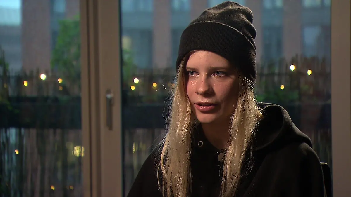 Vom Lebensgefährten ihrer Mutter missbraucht. Katha Rosa sagt, er habe meine Kindheit zerstört.
