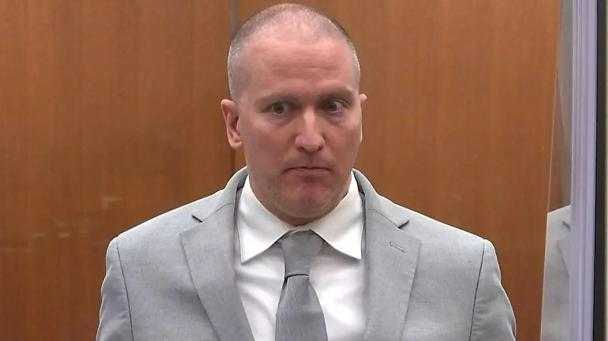 FILE PHOTO: Former Minneapolis police officer Derek Chauvin addresses his sentencing hearing and the judge as he awaits his sentence after being convicted of murder in the death of George Floyd in Minneapolis, Minnesota, U.S. June 25, 2021 in a still image from video. Pool via REUTERS/File Photo