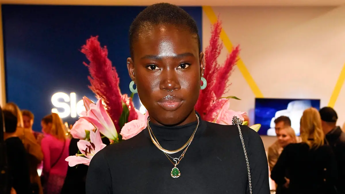 Aminata Sanogo beim Launch des Fashionlabels N.O von Natascha Ochsenknecht im N.O Pop Up Store im Sleep 8 im Alexa. Berlin, 02.11.2021 *** Aminata Sanogo at the launch of Natascha Ochsenknechts fashion label N O at the N O Pop Up Store in Sleep 8 at Alexa Berlin, 02 11 2021 Foto:xF.xKernx/xFuturexImage 
