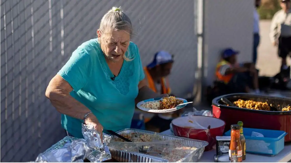 Norma Thornton (78) wurde im März verhaftet, weil sie Obdachlosen Essen in einem Park servierte.