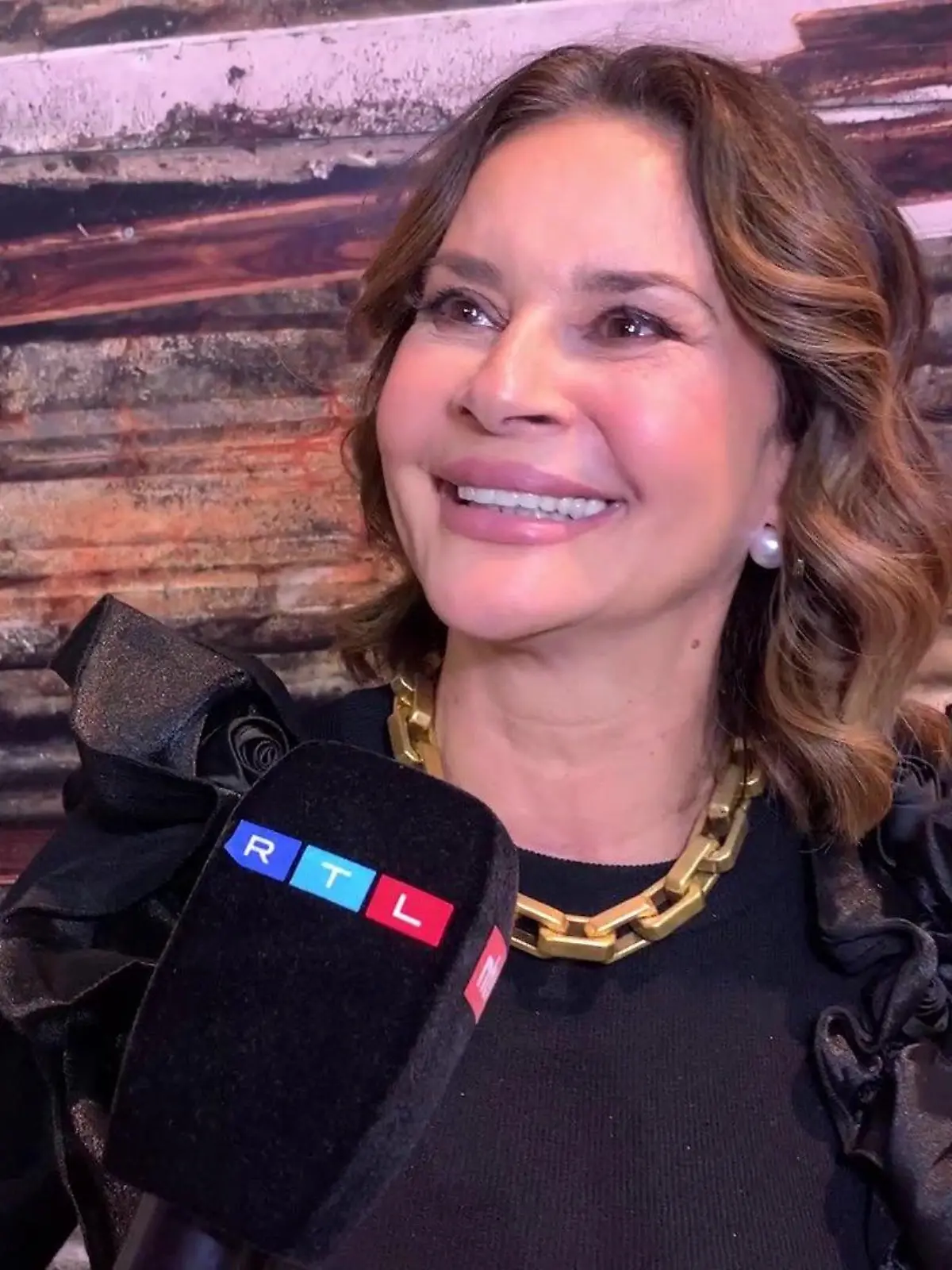 Gitta Saxx im Interview beim RTL-Spendenmarathon.
