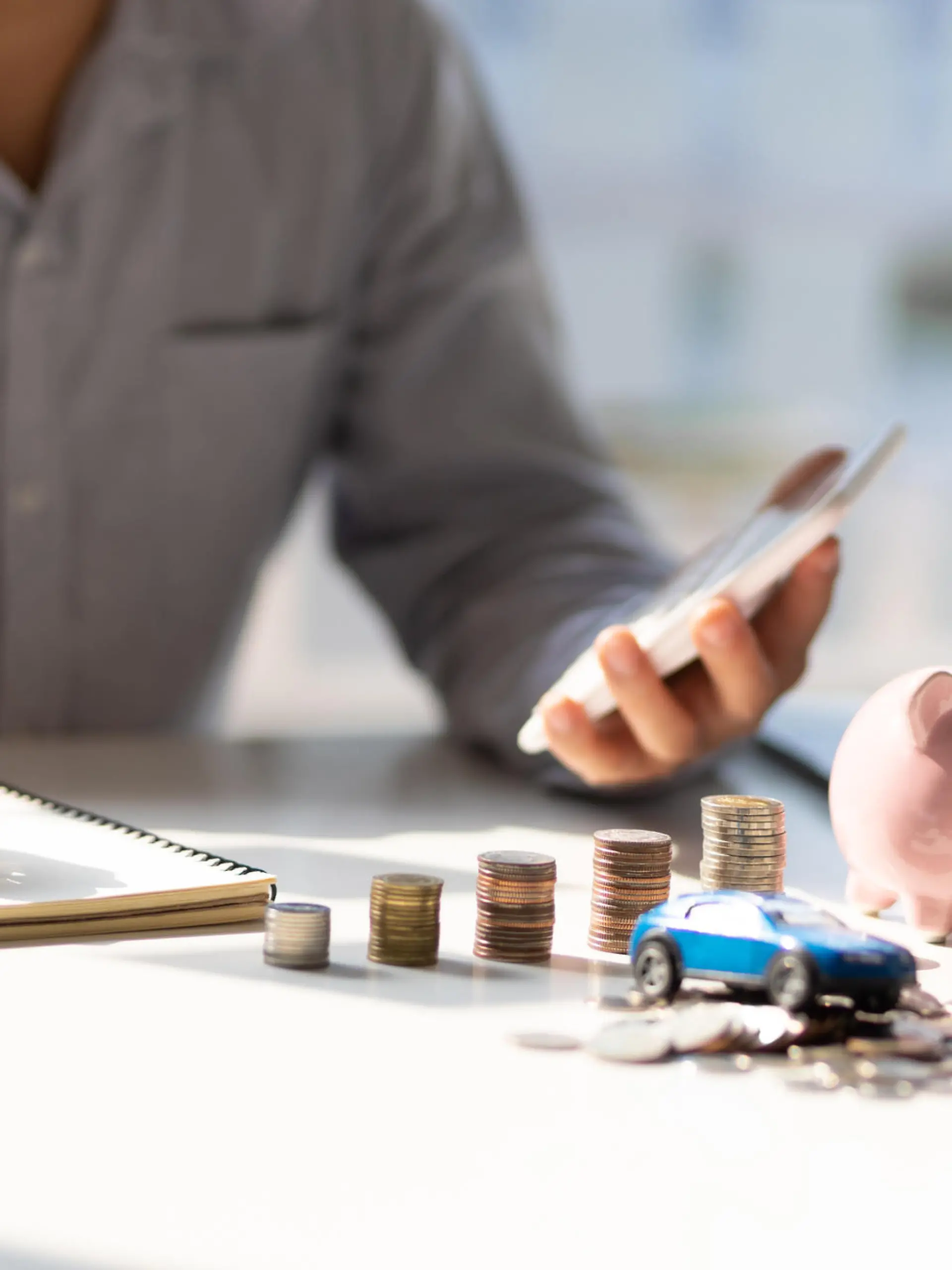 Concept of financial planning responsibility expenses and income.