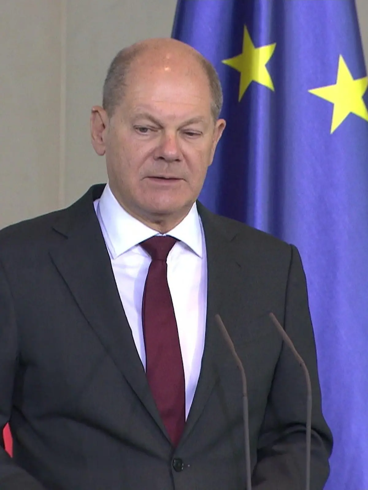 Bild zu: "Scholz berät bei Gipfeltreffen"