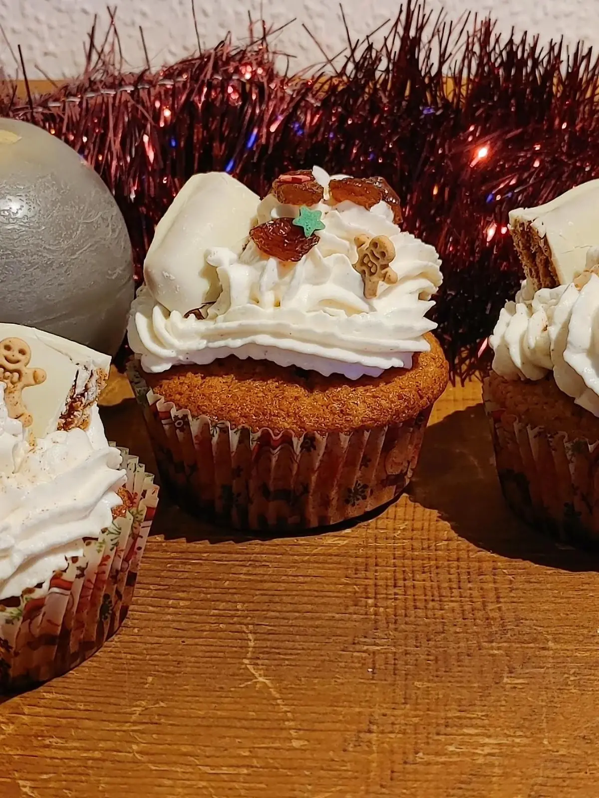 Mehr Weihnachten geht nicht mehr! Unsere leckeren Printen-Vanille-Muffins - einfach zum Genießen.