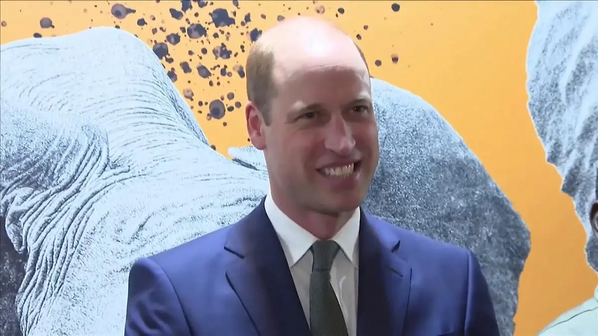 Prinz William lächelt alles weg Nur die Ruhe vor dem Sturm?