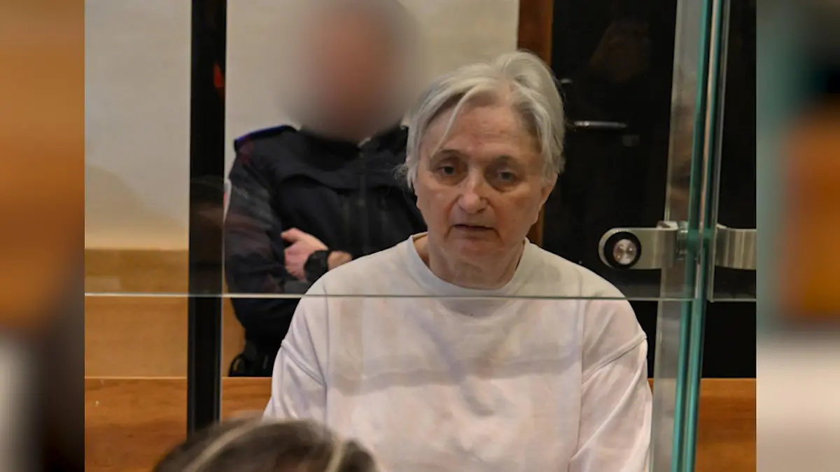 Monique Olivier (75) muss sich wegen der mutmaßlichen Beihilfe an mehreren Morden ihres Ex-Mannes Michel Fourniret († 79) vor Gericht verantworten.