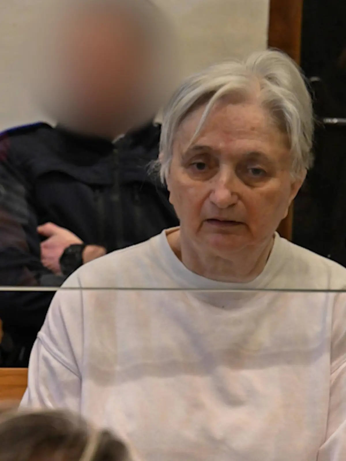 Monique Olivier (75) muss sich wegen der mutmaßlichen Beihilfe an mehreren Morden ihres Ex-Mannes Michel Fourniret († 79) vor Gericht verantworten.
