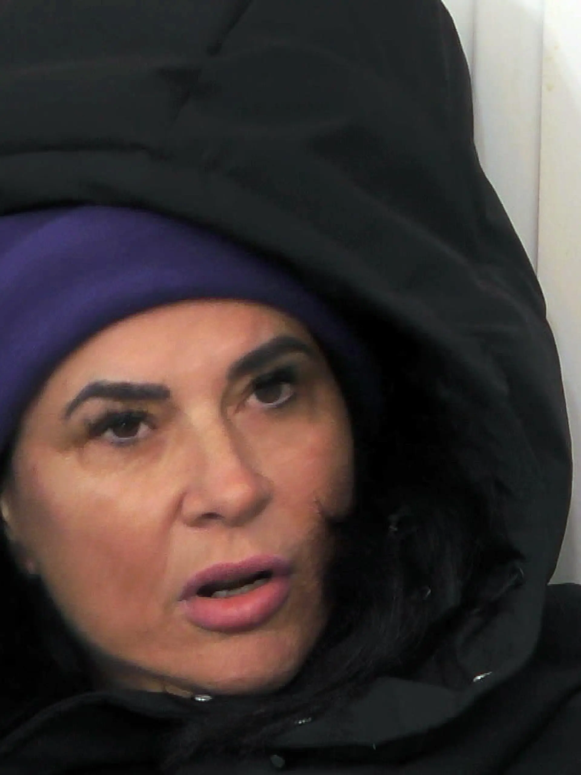 Titel: Promi Big Brother, Staffel 11. Motiv: Iris Klein (li.) berichtet Dilara Kruse von den Schicksalsschlägen in ihrem Leben.  Copyright: SAT.1. Dieses Bild darf bis eine Woche nach Ausstrahlung honorarfrei fuer redaktionelle Zwecke und nur im Rahmen der Programmankuendigung verwendet werden. Spaetere Veroeffentlichungen sind nur nach Ruecksprache und ausdruecklicher Genehmigung der Seven.One Entertainment Group GmbH moeglich. Nicht fuer EPG! Verwendung nur mit vollstaendigem Copyrightvermerk. Das Foto darf nicht veraendert, bearbeitet und nur im Ganzen verwendet werden. Es darf nicht archiviert werden. Es darf nicht an Dritte weitergeleitet werden. Aneinanderreihung/Zusammenlegung/Kopplung von Bildern zum Zweck der Erstellung von Slide-Shows o.ä. nicht gestattet; Verbindung/Einfügen/Anfügen von Werbung nicht gestattet. 
Bei Fragen: foto@seven.one
Voraussetzung fuer die Verwendung dieser Programmdaten ist die Zustimmung zu den Allgemeinen Geschaeftsbedingungen der Presselounges der Sen der der Seven.One Entertainment Group GmbH.
