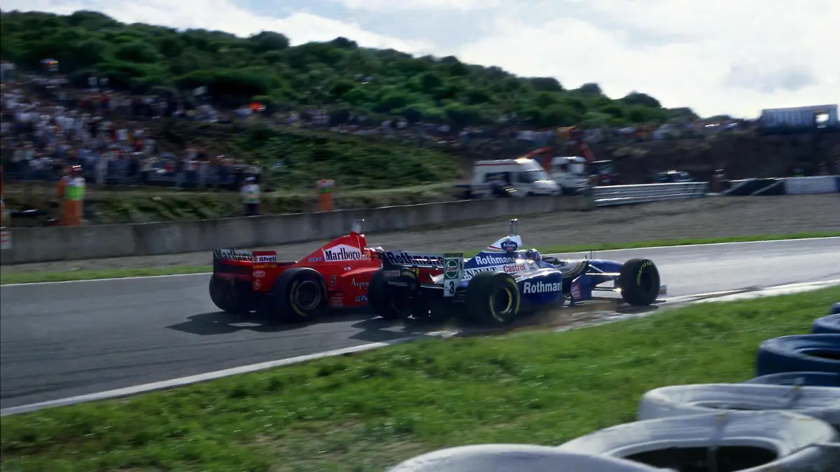1997 European Grand Prix. Jerez, Spain. 26 October 1997. The moment the Drivers World Championship, WM, Weltmeisterschaft was decided, when Michael Schumacher Ferrari F310B turned into Jacques Villeneuve Williams FW19 Renault at the Curva Dry Sack. Jacques went on to take 3rd position and the title. Ref-97 EUR 01. This image is available at 30mb, Tiff, CMYK formatt upon request. World Copyright - LAT Photographic PUBLICATIONxINxGERxSUIxAUTxHUNxONLY open-uri20120929-29247-rmk4ya