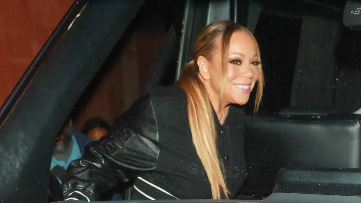 West Hollywood, CA - Mariah Carey and her twins Roc and Roe enjoy a great time at Craig's following the singer's holiday performance on Jimmy Kimmel Live.
Pictured: Mariah Carey
BACKGRID USA 2 NOVEMBER 2023 
BYLINE MUST READ: affinitypicture / BACKGRID


