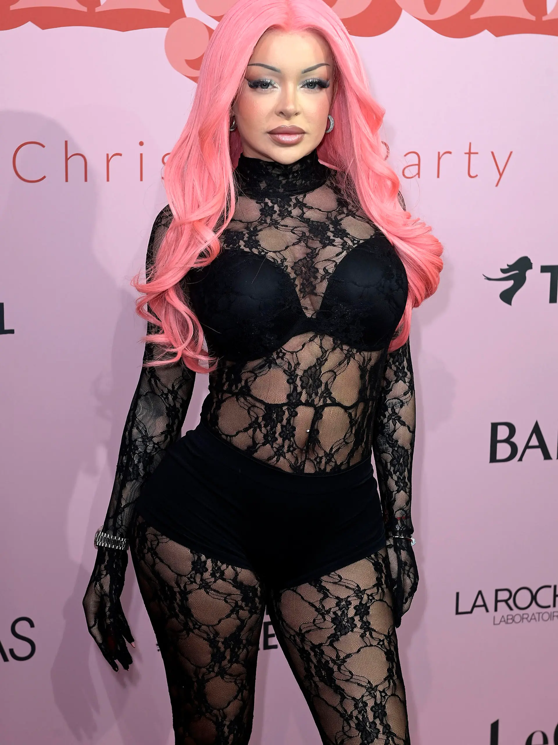 Katja Krasavice bei der LeGer by Lena Gercke Holly Jolly Christmas Party im Coccodrillo. Berlin, 29.11.2023
