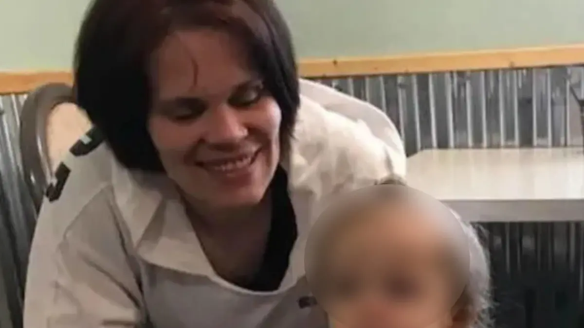 Brittany S. braucht nach der Pitbull-Attacke einen Rollstuhl.