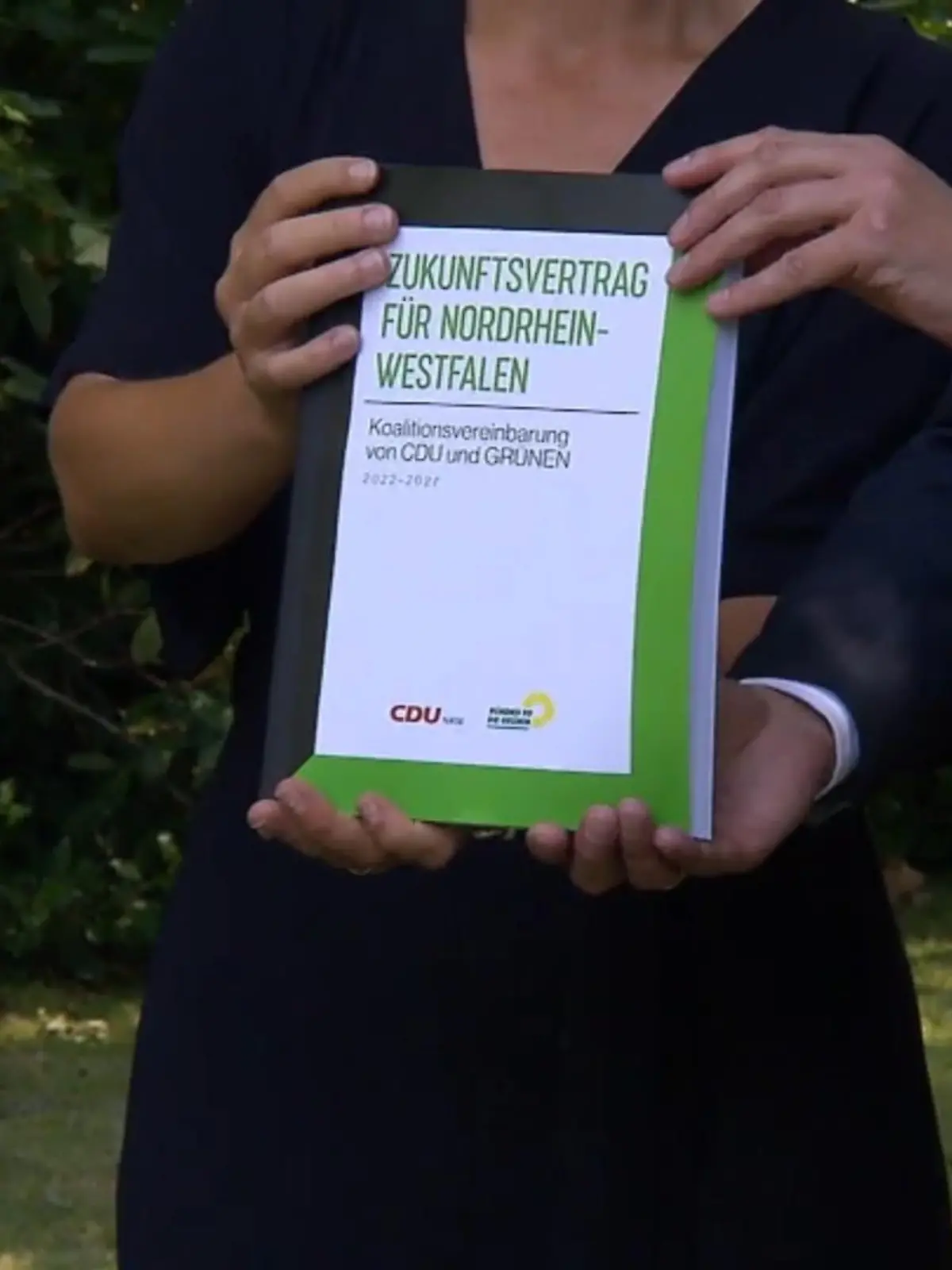Bild zu: "NRW-Finanzminister stellt Pläne vor"
