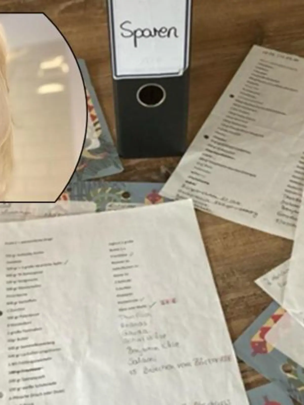 Maren Krieger hat eine Listen-Methode entwickelt, um die Ausgaben der Familie im Blick zu behalten.