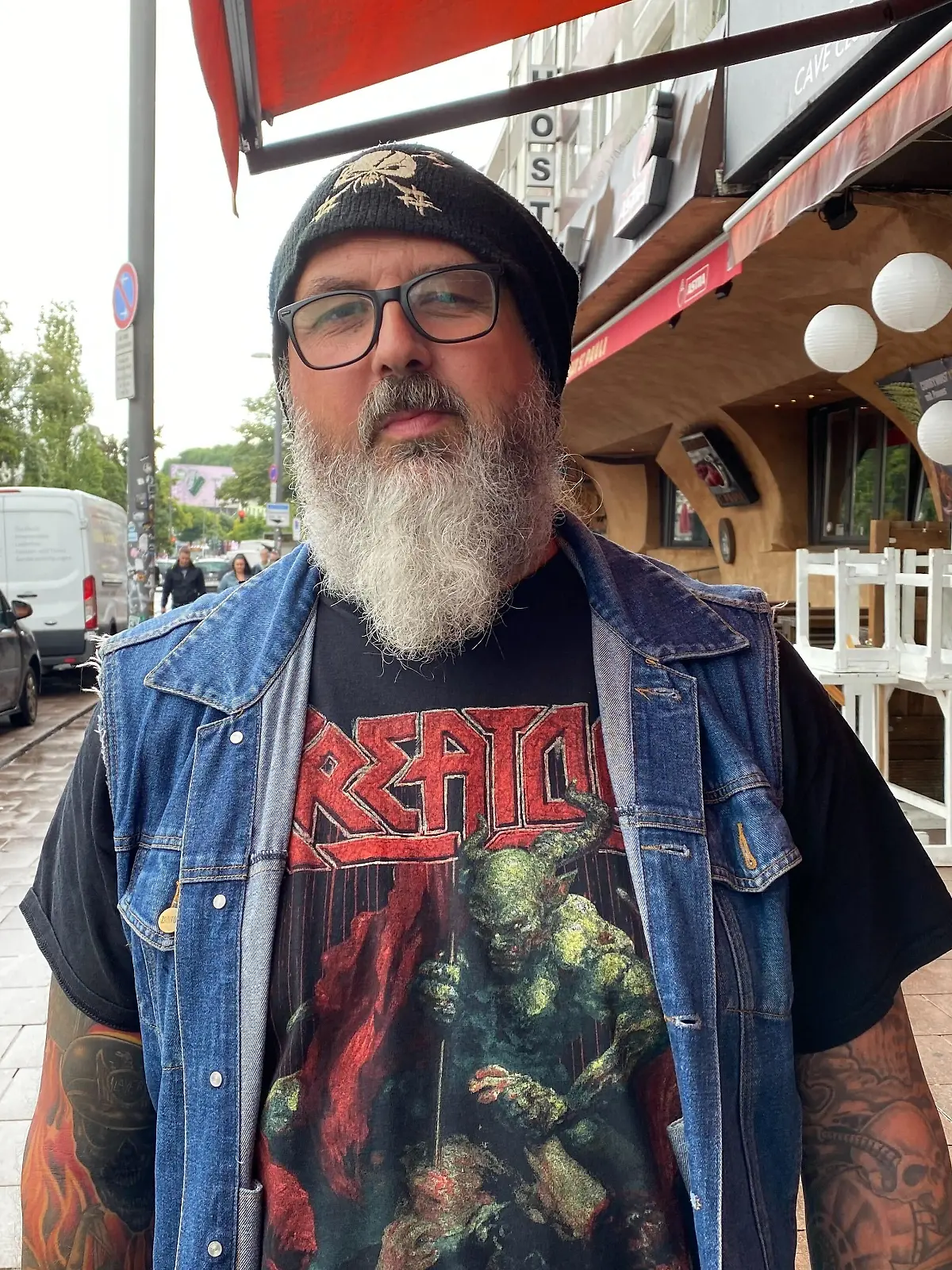 Metal-Fan Paul Reynolds aus England gibt 1045 Euro für Ticket und Anreise aus - und darf nicht aufs Wacken Open Air.