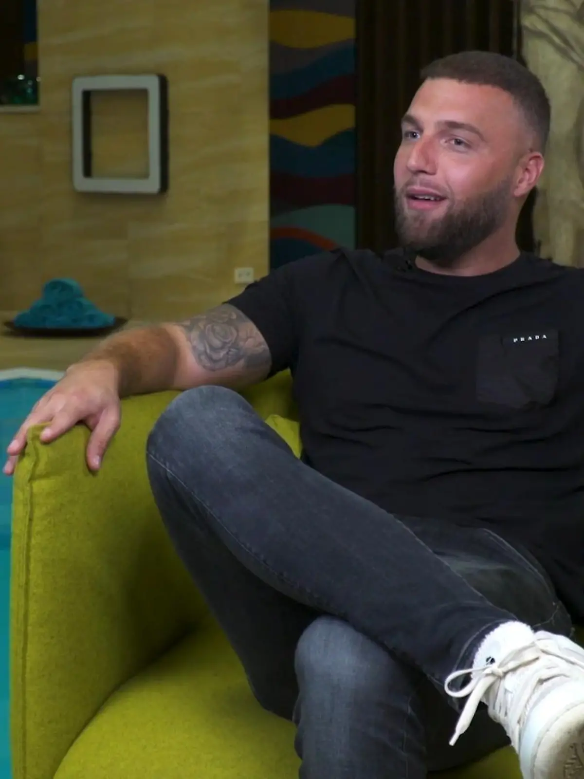 Bild zu: "Filip Pavlović musste sich an Dreh-Alltag erst gewöhnen"