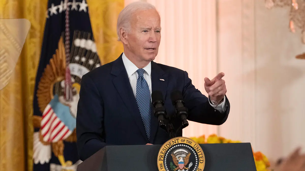 United States President Joe Biden speaks during a reception to celebrate Diwali in the East Room of the White House in Washington, DC, October 24, 2022. PUBLICATIONxNOTxINxUSA Copyright: xCNPx/MediaPunchx
