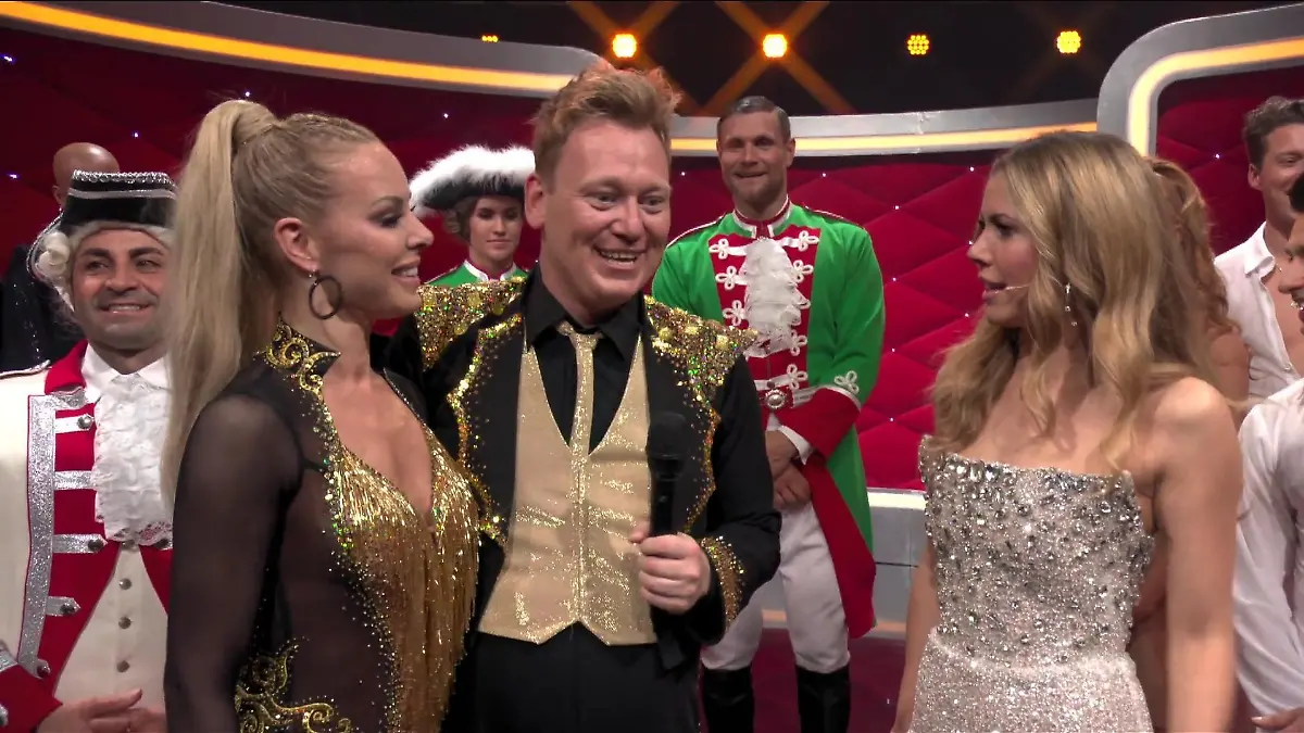 Bei "Let's Dance" schaffte es Knossi 2023 auf den fünften Platz - und wurde nach jedem Tanz von Victoria Swarovski empfangen.