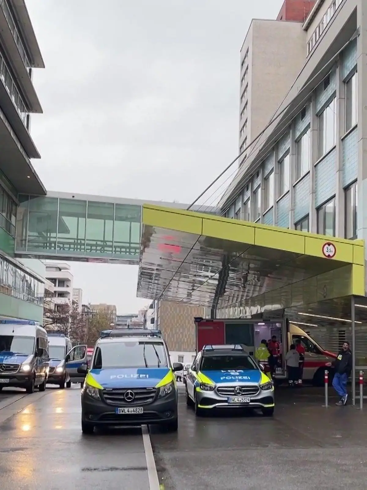 Großeinsatz am Katharinenhospital Stuttgart