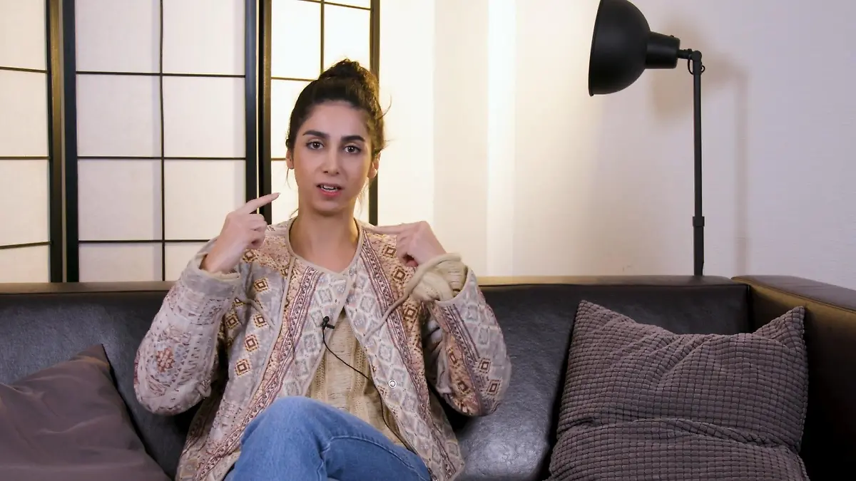 AWZ-Schauspielerin im Interview: Darum ist Suri Abbassi Kritik so wichtig