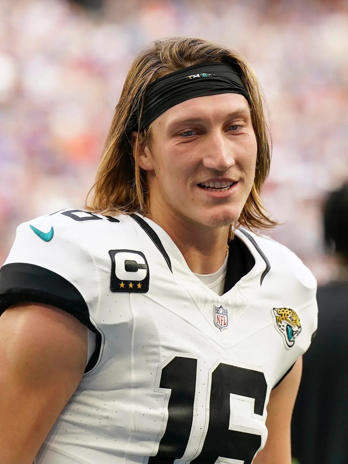 Jacksonville Jaguars v Buffalo Bills International Series 08/10/2023. Jacksonville Jaguars QB Trevor Lawrence 16 during the International Series match between Jacksonville Jaguars and Buffalo Bills at Tottenham Hotspur Stadium, London, United Kingdom on 8 October 2023. Editorial use only , Copyright: xJasonxBrownx PSI-18206-0062