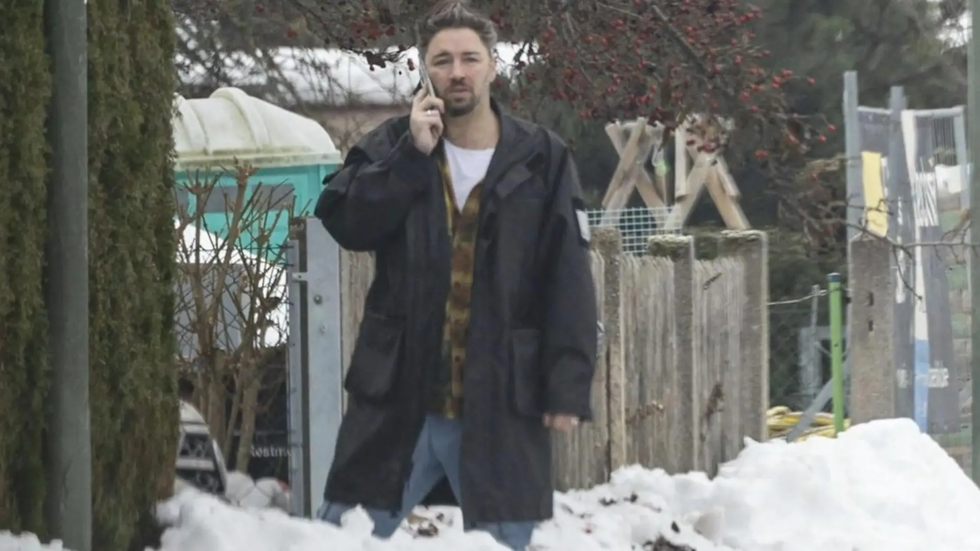 Gil Ofarim nach Lügen-Skandal mit neuer Frisur abgelichtet Neustart mit neuem Look?