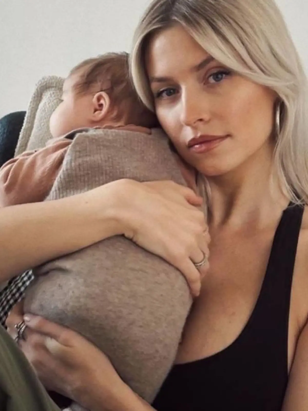 Lena Gercke mit Töchterchen Lia.