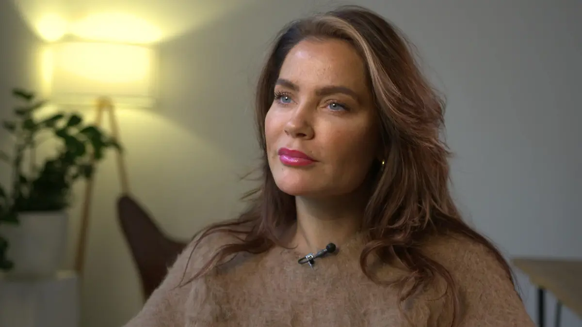 Janine Pink im RTL-Interview. 