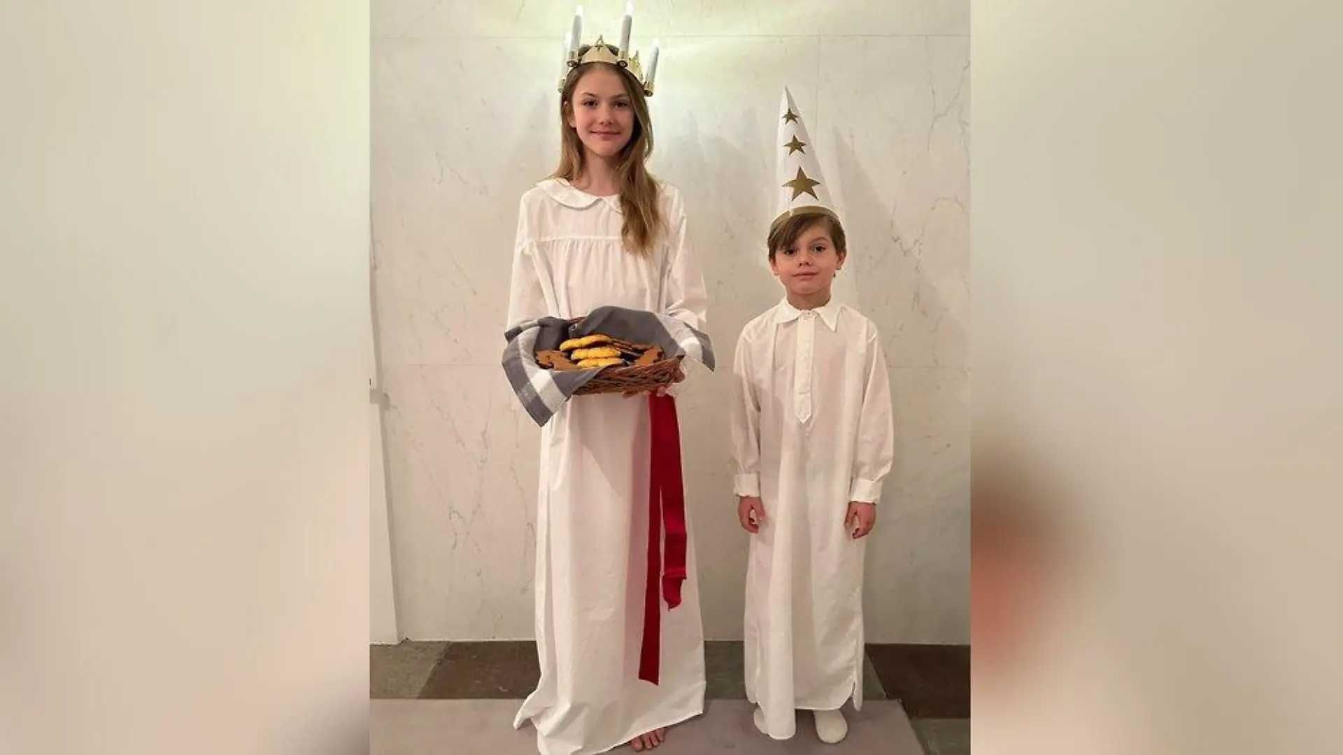 Prinzessin Estelle und Prinz Oscar: So süß grüßen sie zum Luciafest