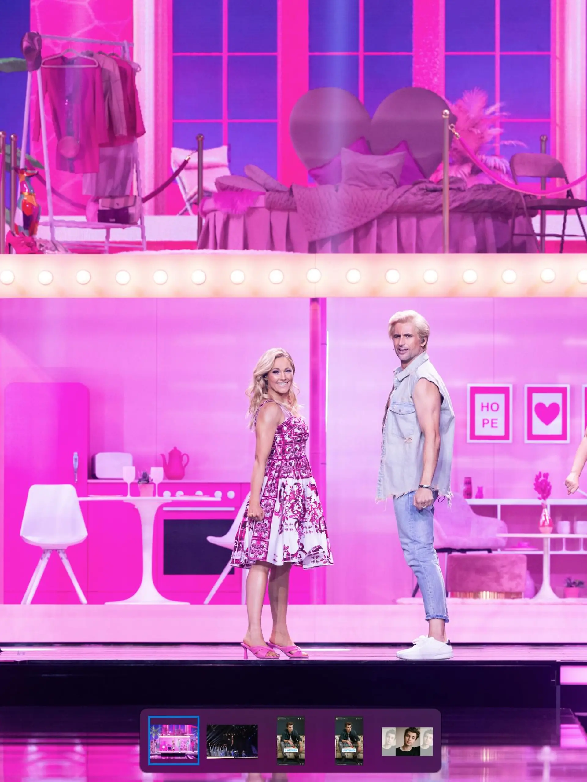Helene Fischer und Tom Beck als Barbie und Ken.