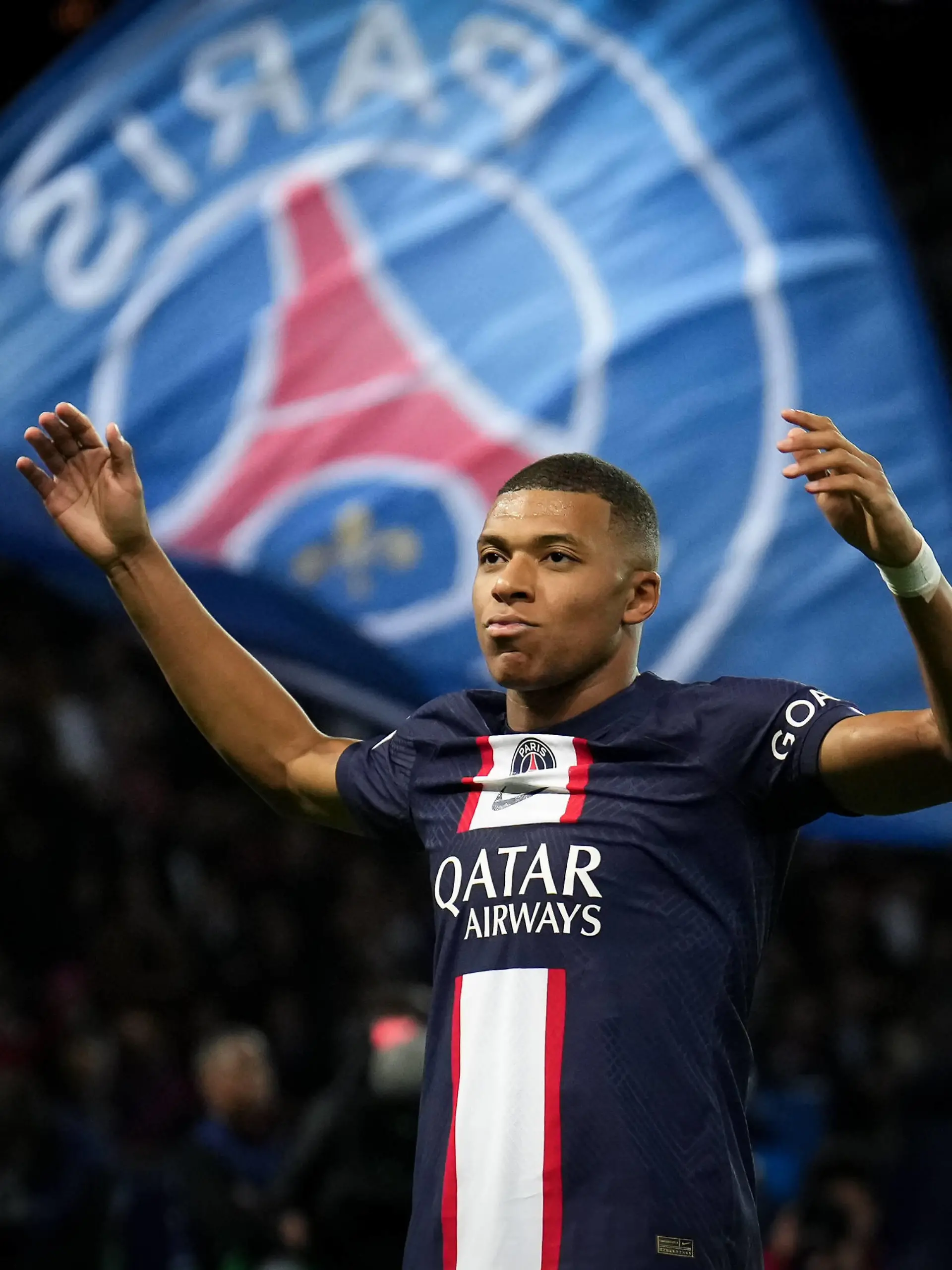  Kylian Mbappe of PSG celebrates scoring his goal during the UEFA Champions League match between Paris Saint Germain and Benfica at Parc des Princes, Paris, France on 11 October 2022. PUBLICATIONxNOTxINxUK Copyright: xAndyxRowlandx PMI-5213-0030
