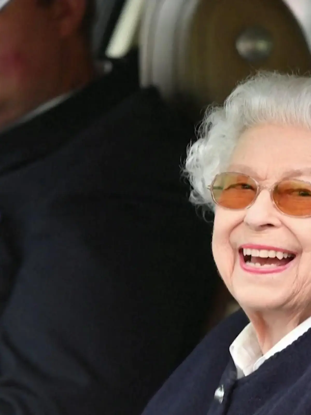 Bild zu: "Queen Elizabeth strahlt bei Pferde-Show"