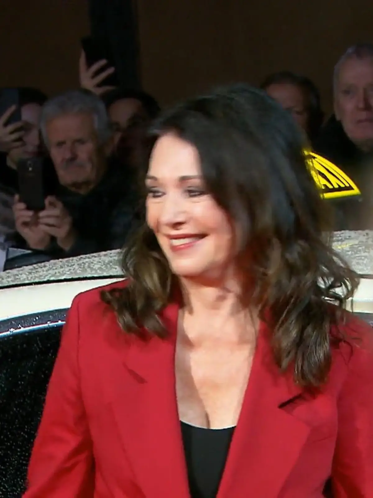 Bild zu: "Iris Berben strahlt bei „791KM"-Premiere"