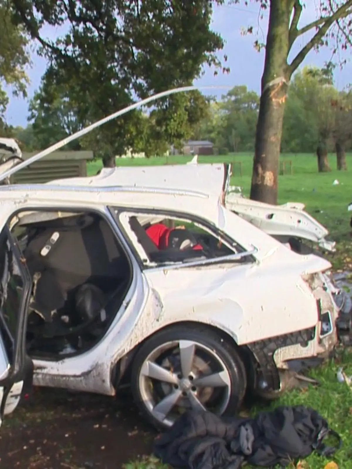 Drei Menschen kamen bei dem Unfall ums Leben.