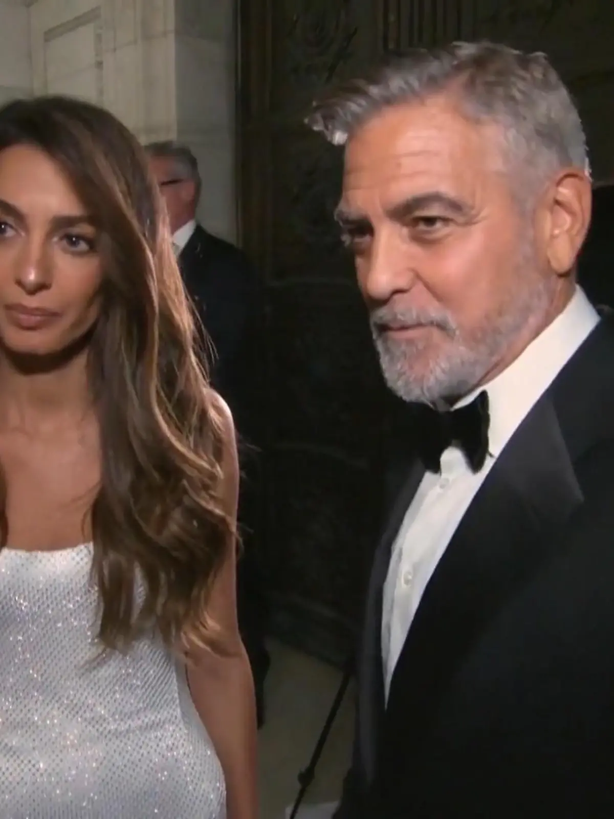Bild zu: "George Clooney verrät: DAS kann seine Amal gar nicht"